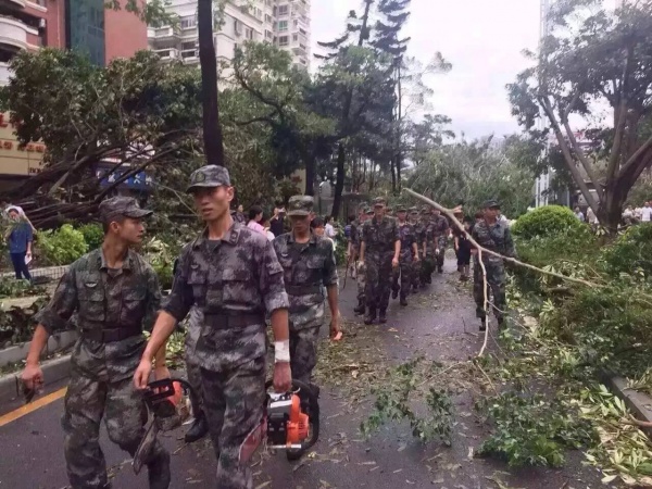 他们用这种方式捍卫集美，总有一幕令你动容！