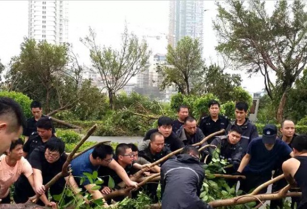 他们用这种方式捍卫集美，总有一幕令你动容！