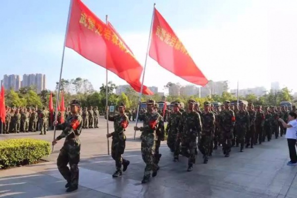 今年最美“凤凰花”，厦门人民感谢你！看完，泪奔…