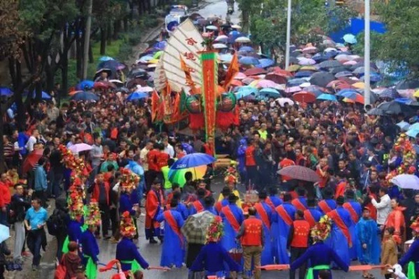 【多图】震撼！国家非遗“送王船”在海沧钟山举行！大雨也浇不灭海沧人的热情！！！