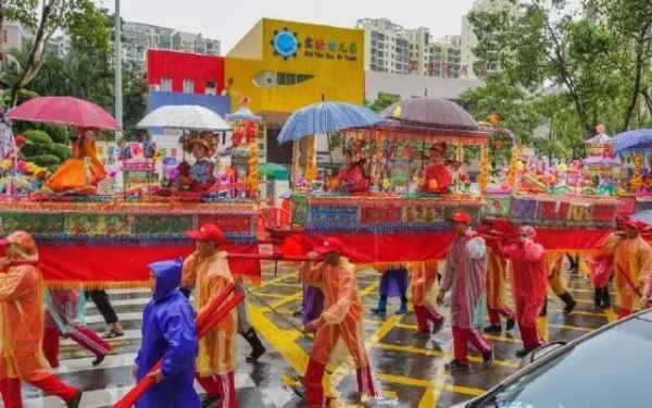 【多图】震撼！国家非遗“送王船”在海沧钟山举行！大雨也浇不灭海沧人的热情！！！