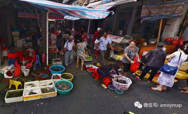 跟着念完这首诗歌，就能把老厦门的十个菜市场全记住了