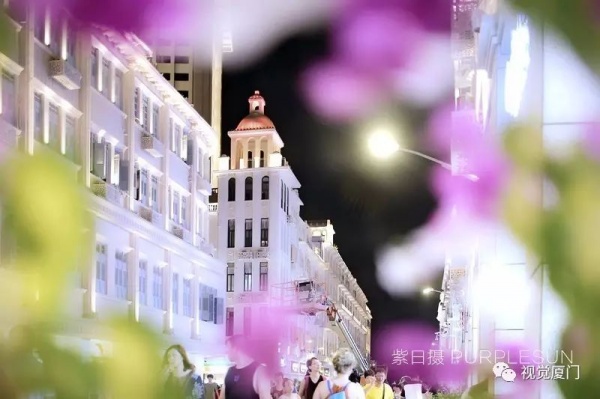 不同时期的厦门中山路夜景，90年代最美，现在效果如金砖